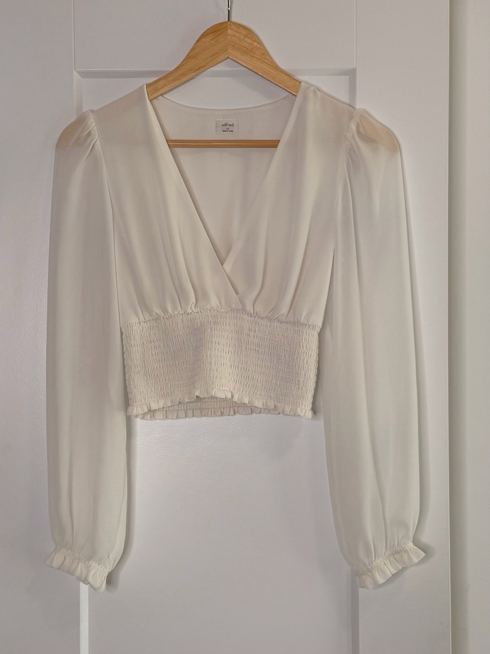 💛2 for 20-Wilfred Cream Smocked-Waist Cropped V-Neck Blouse
